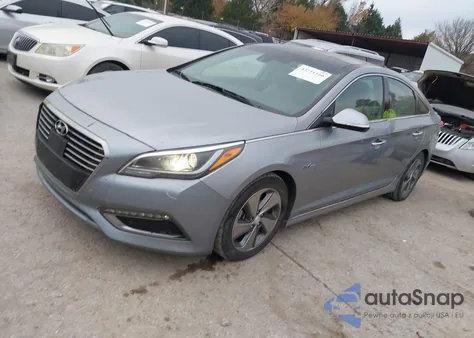 2016 Hyundai Sonata Hybrid Limited из США, поврежденный, VIN KMHE34L16GA028054